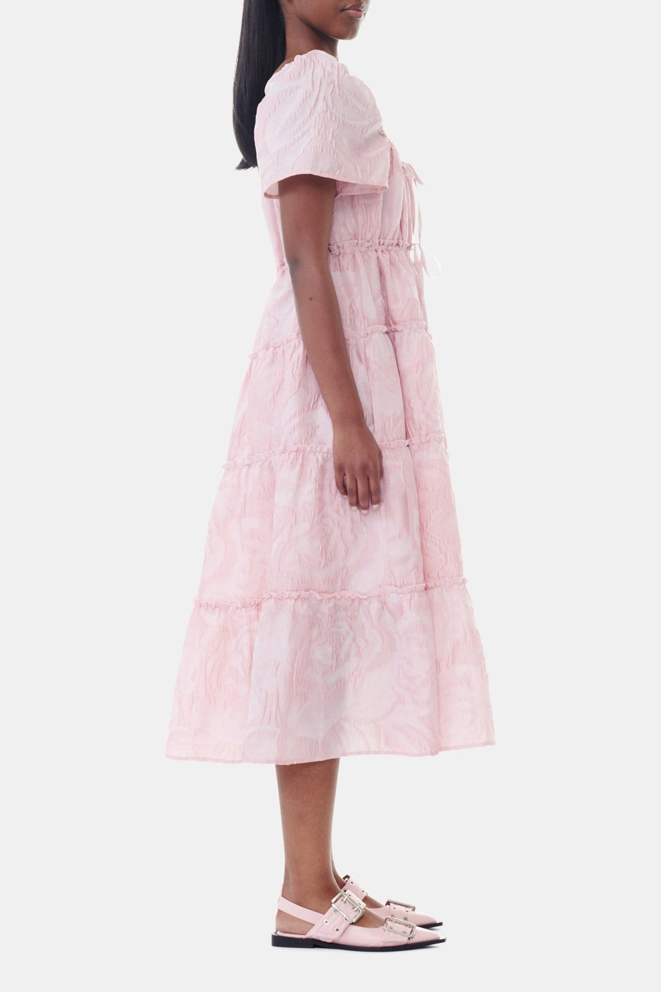 Robe texturée cloqué à volants - Bleached Mauve