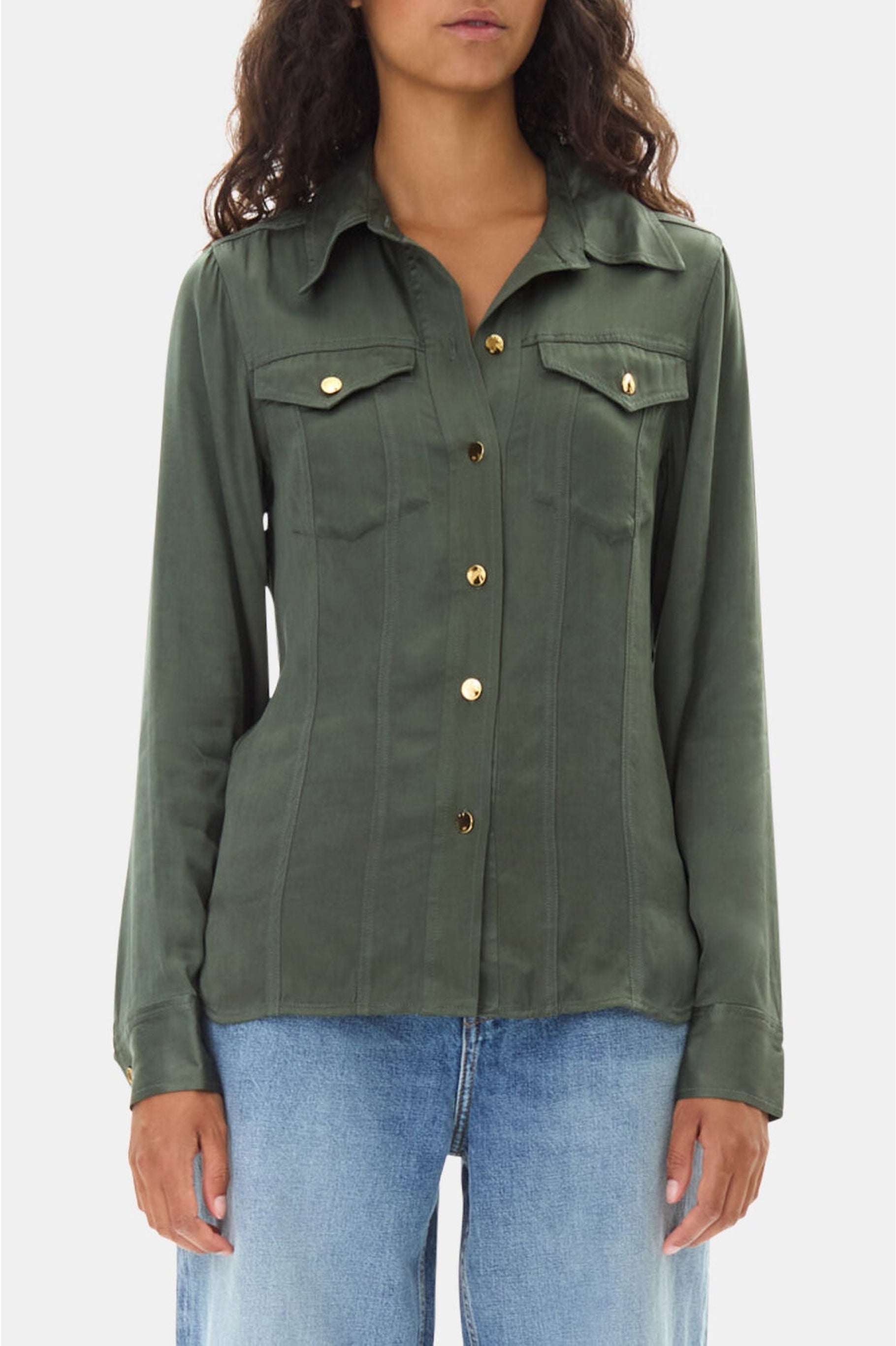 Chemise cintrée et boutonnée en satin - Climbing Ivy