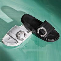 Sandales Fallon avec boucle à cristaux en cuir - Black & Crystal