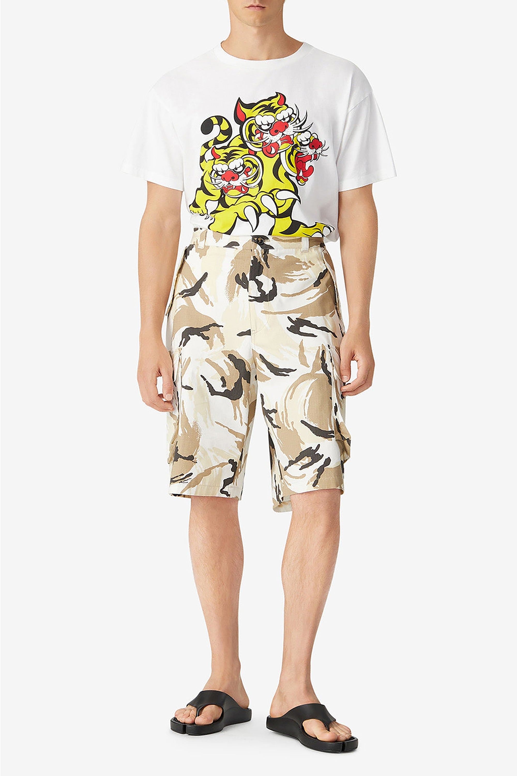 Tropic Camo cargo shorts - Off White