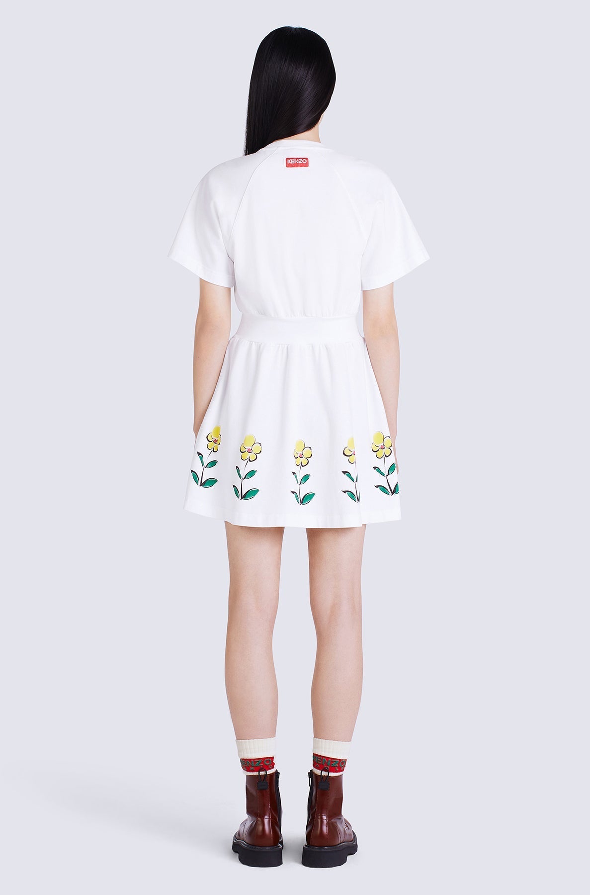 Robe T-shirt Akae Flower Field cintrée - White