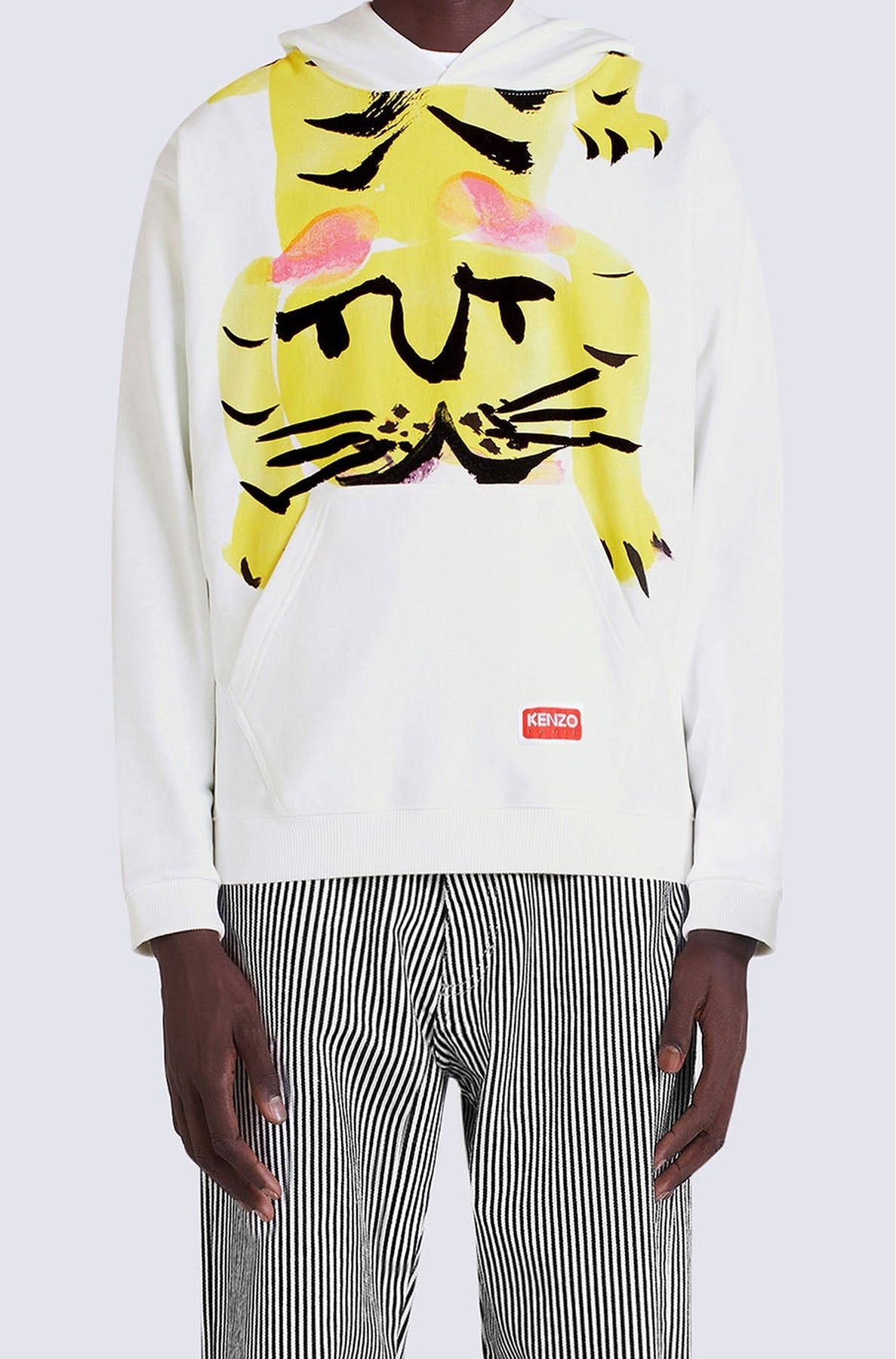 Sweatshirt à capuche Akae Bowing Tiger - White