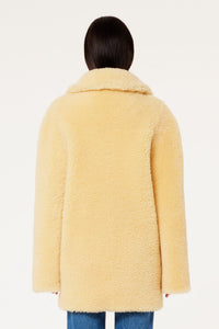 Manteau court en peau lainée - Vanilla Cream