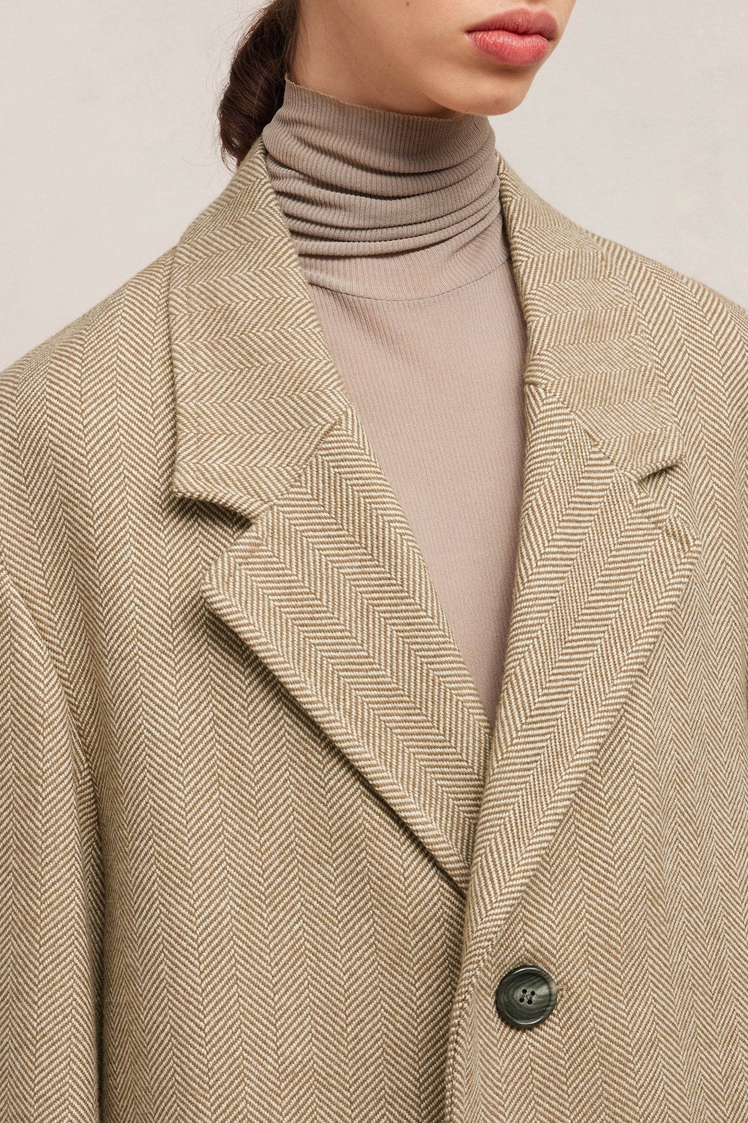 Manteau trois boutons oversize en laine - Champagne & Ivory