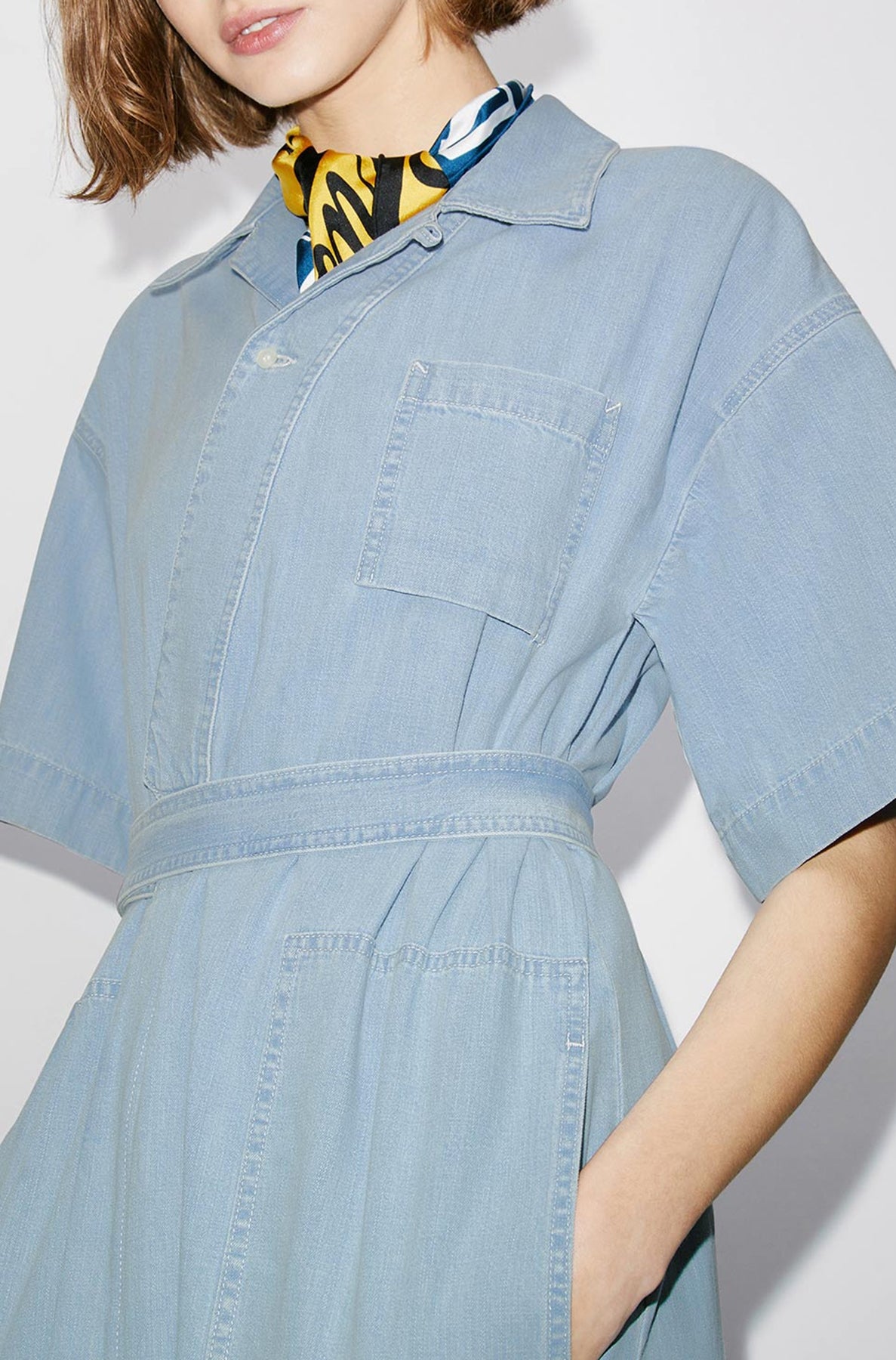 Robe portefeuille en denim - Bleached Blue Denim