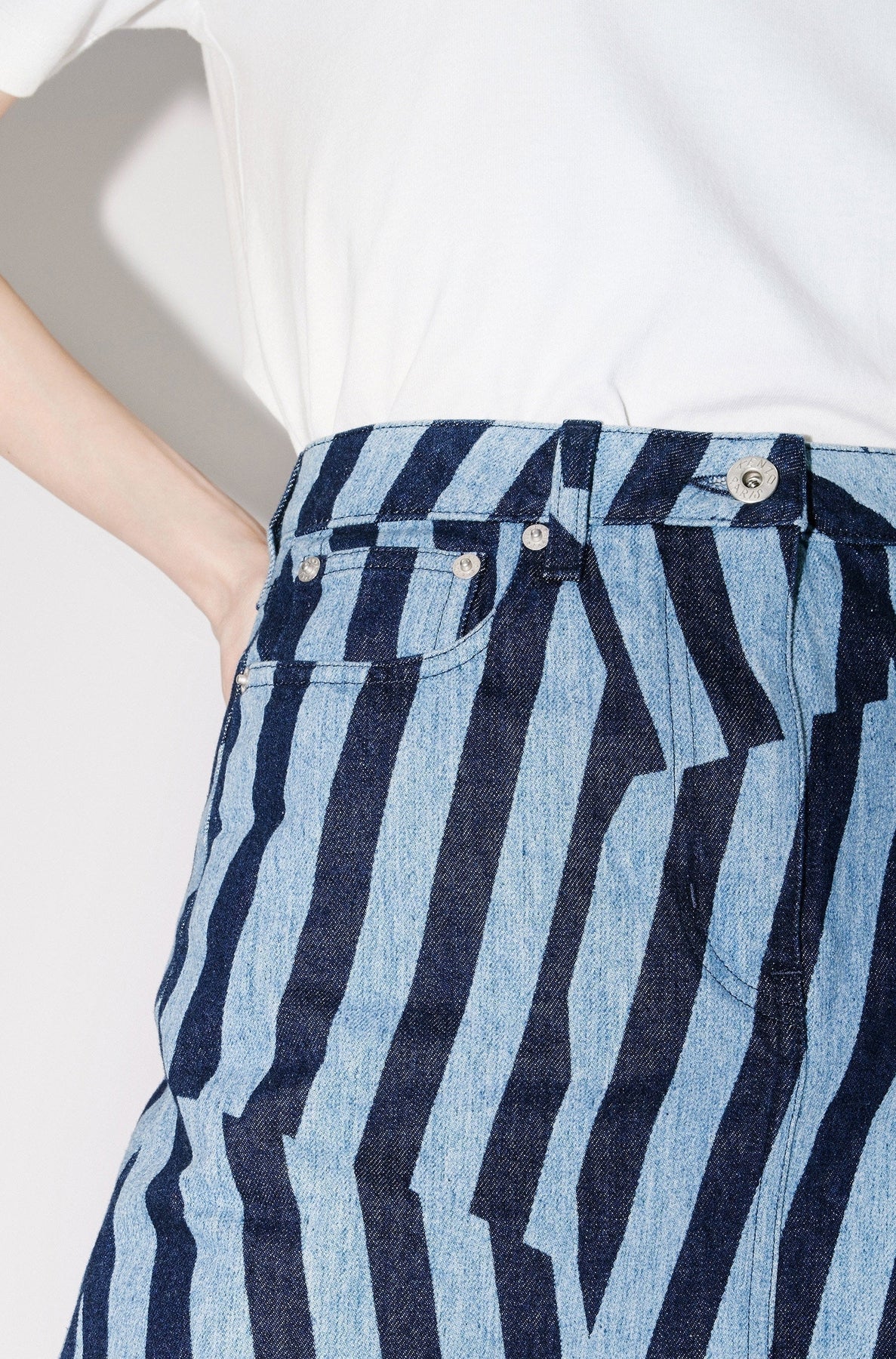 Dazzle striped short skirt in denim - Rinse Blue