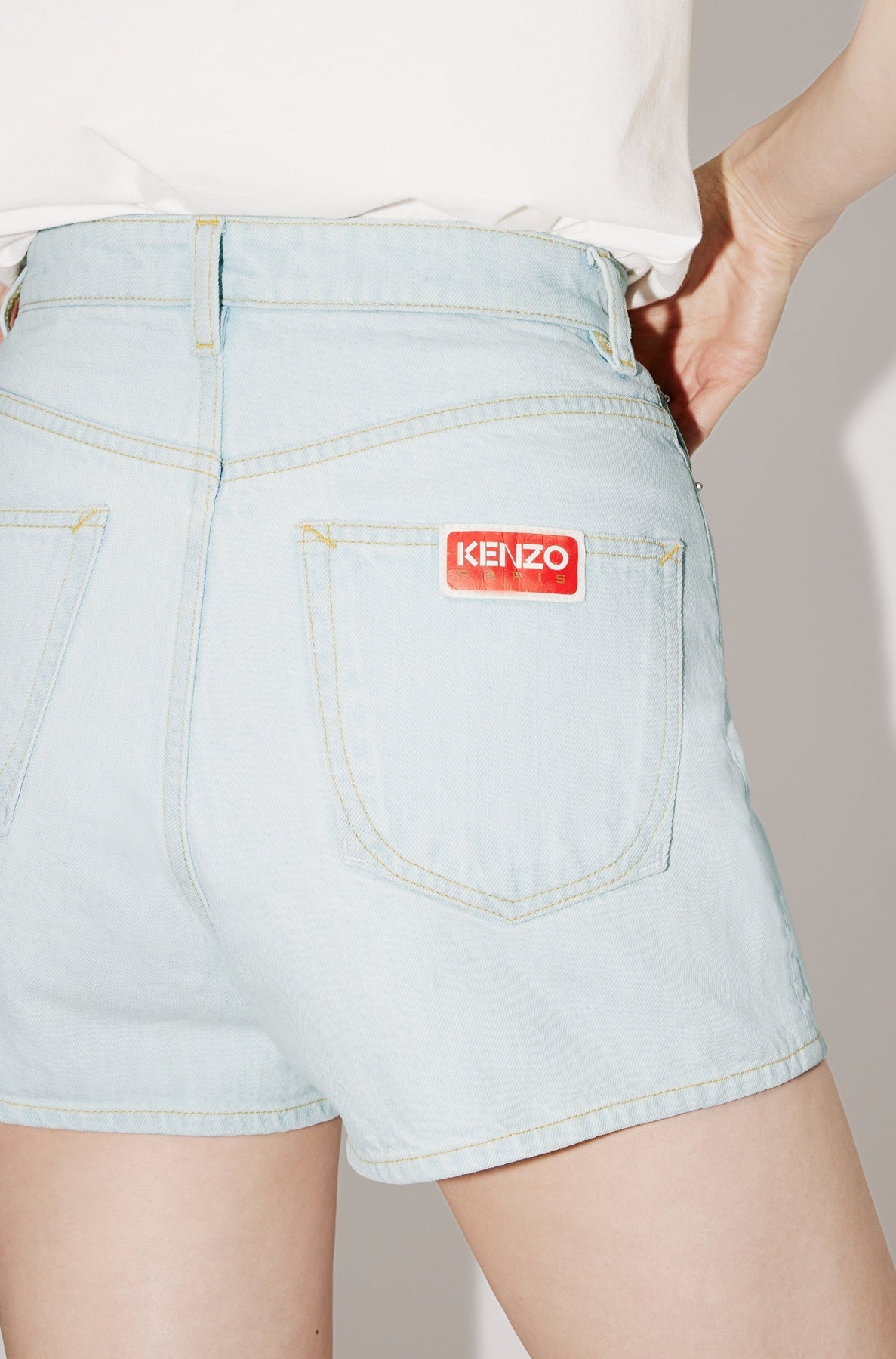 Short en denim brodé - Bleached Blue Denim