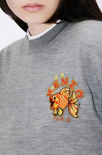 Pull brodé "Kenzo Kingyo Crest" en laine - Pearl Grey