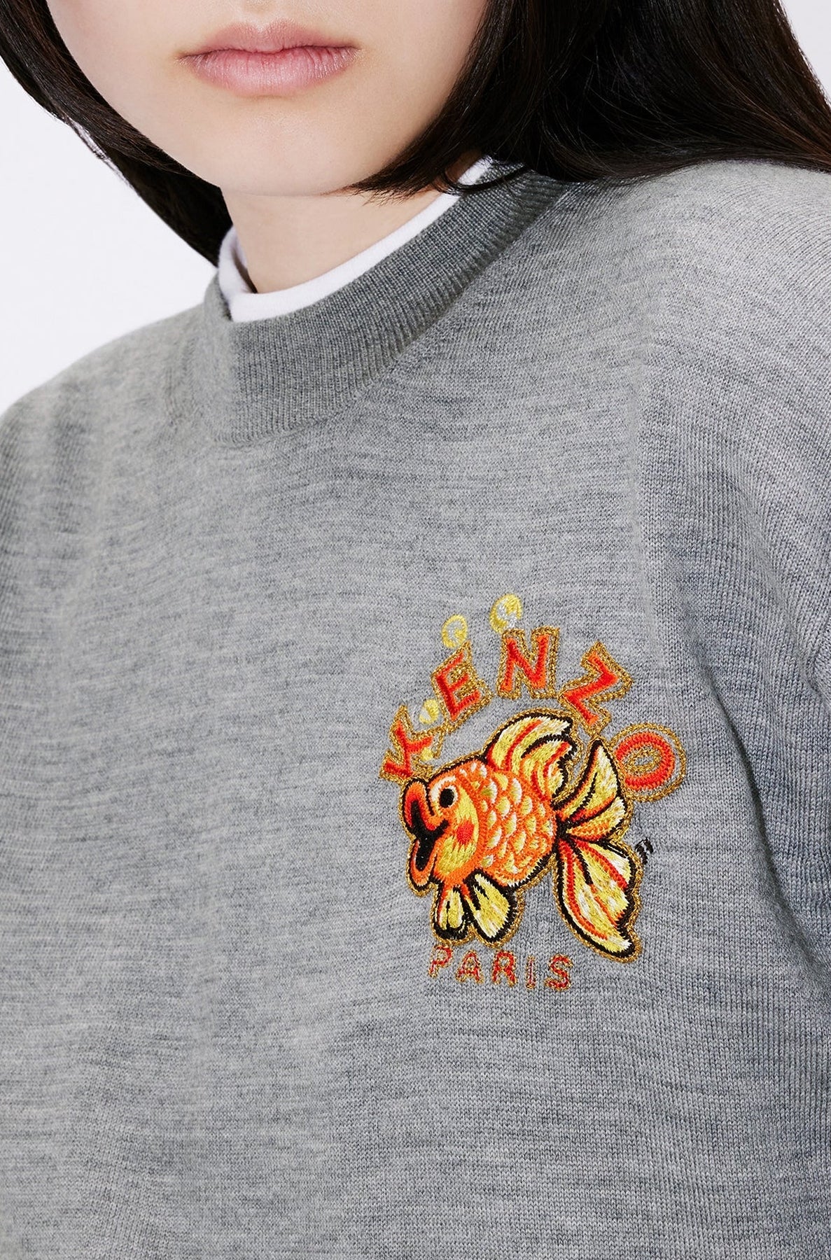 Pull brodé "Kenzo Kingyo Crest" en laine - Pearl Grey