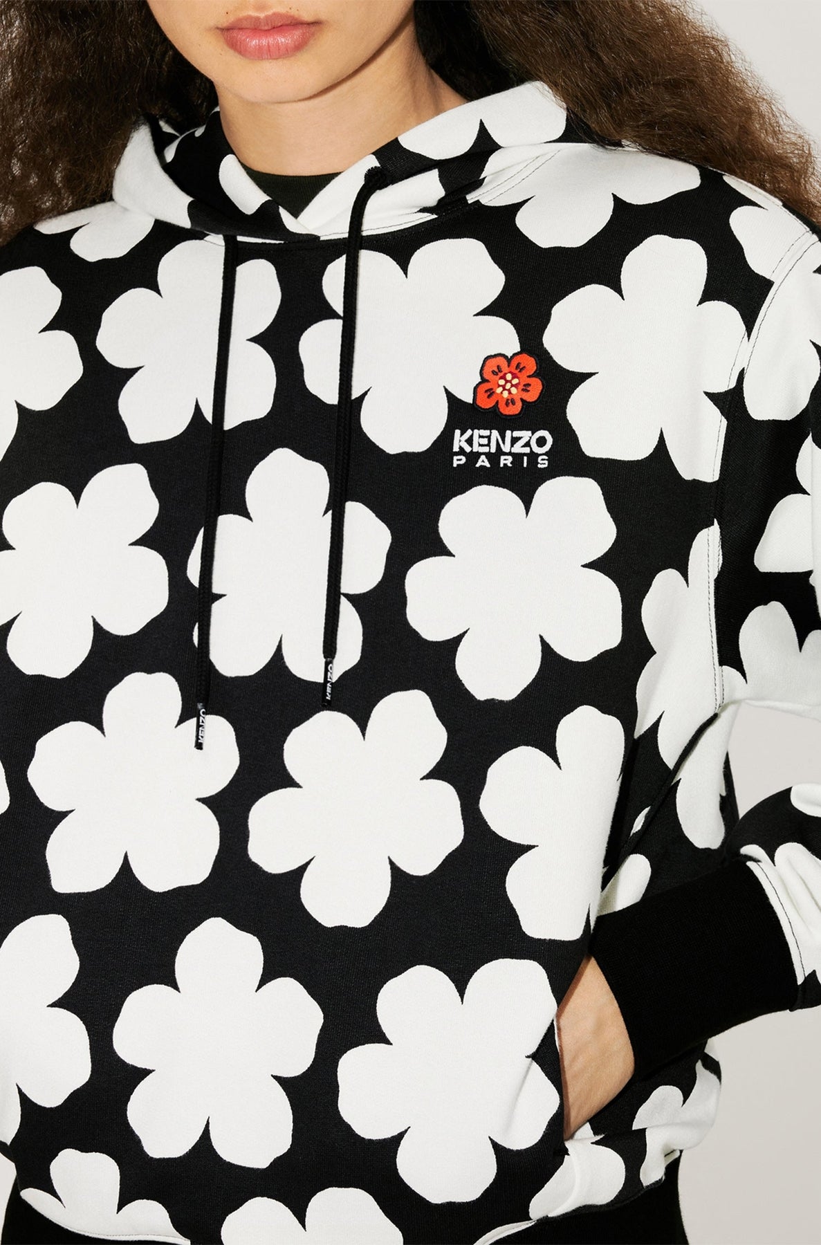 Sweatshirt à capuche "Hana Dots" - Black