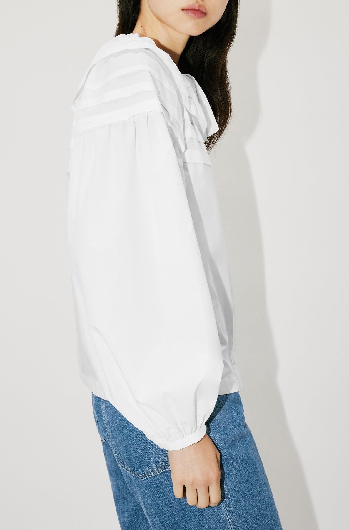 Pierrot collar blouse - White