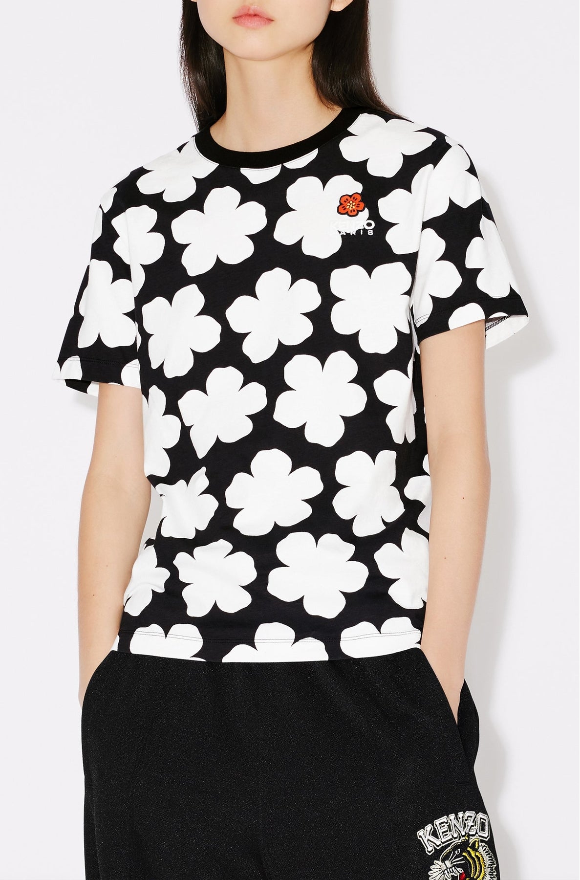 T-shirt "Hana Dots" - Black