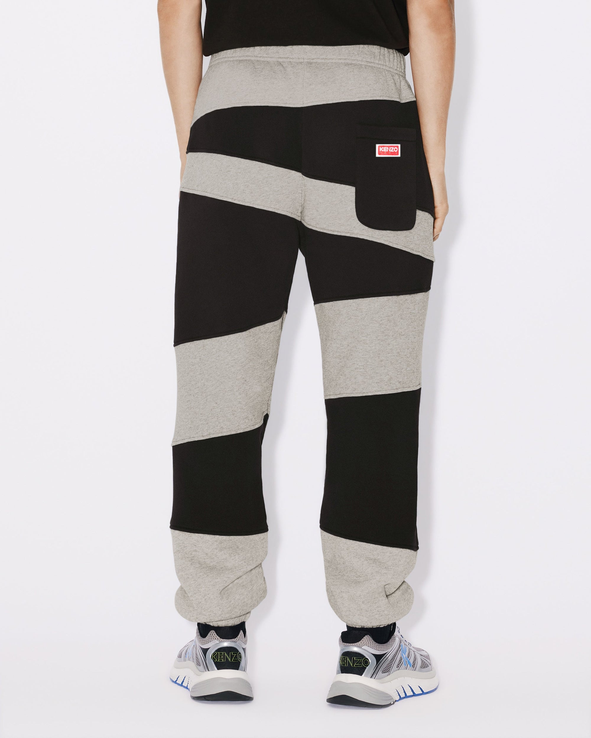 8qty DÉJÀ VU 75€ / Pants - BLACK