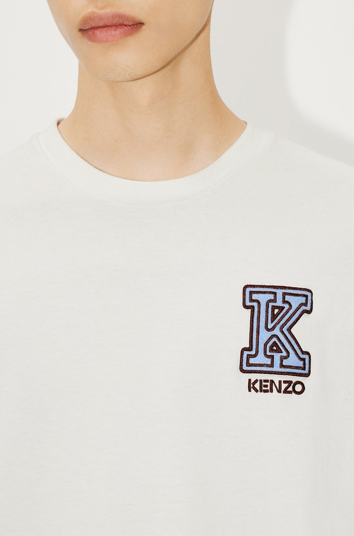 Classic embroidered T-shirt "K. Crest" - Off White