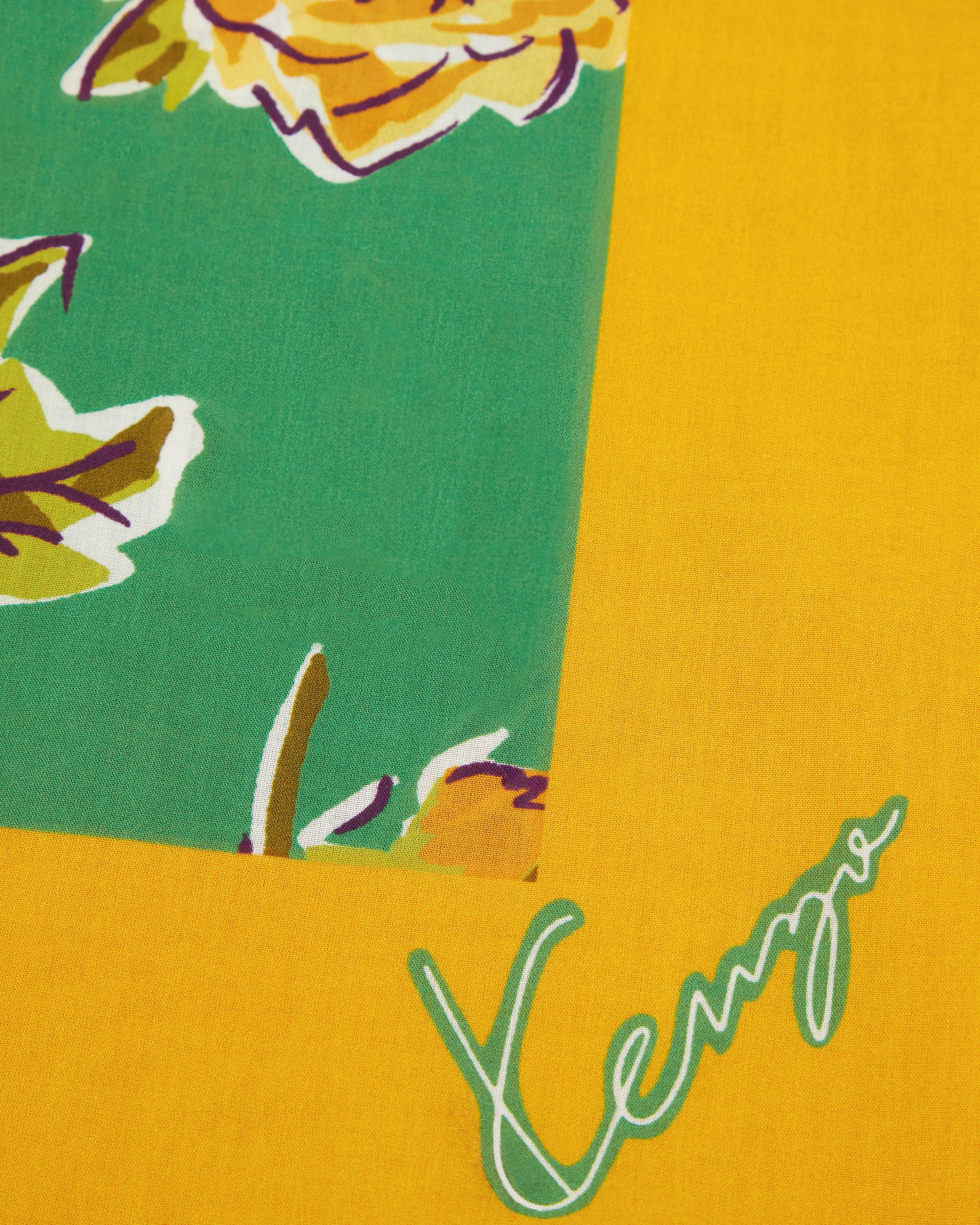 Grand carré "Kenzo Roses" - Grass Green
