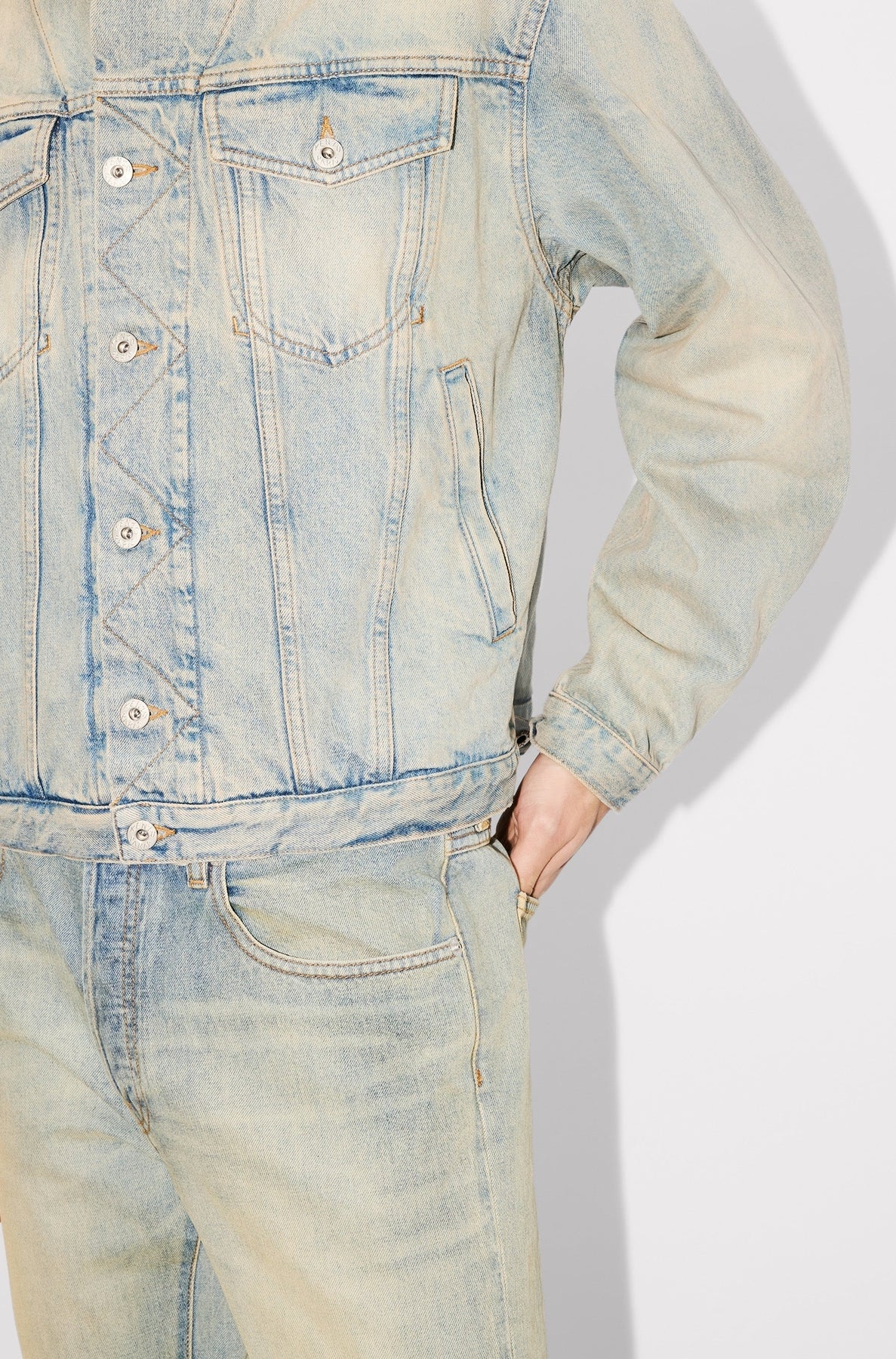 Kenzo Drawn Varsity trucker jacket in Japanese denim - Stone Bl Dirty & Blue Denim