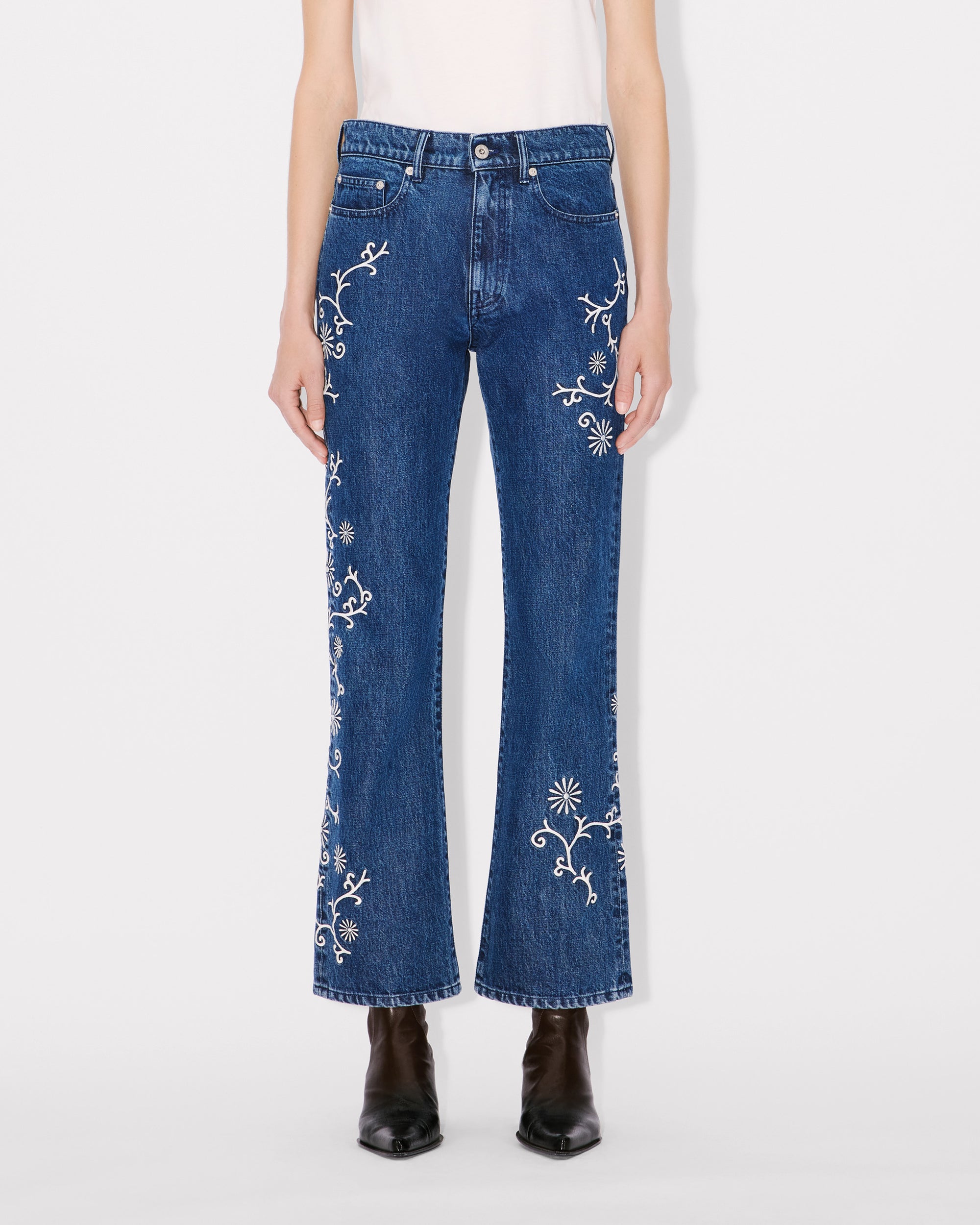 Bara Cropped Fit Jeans