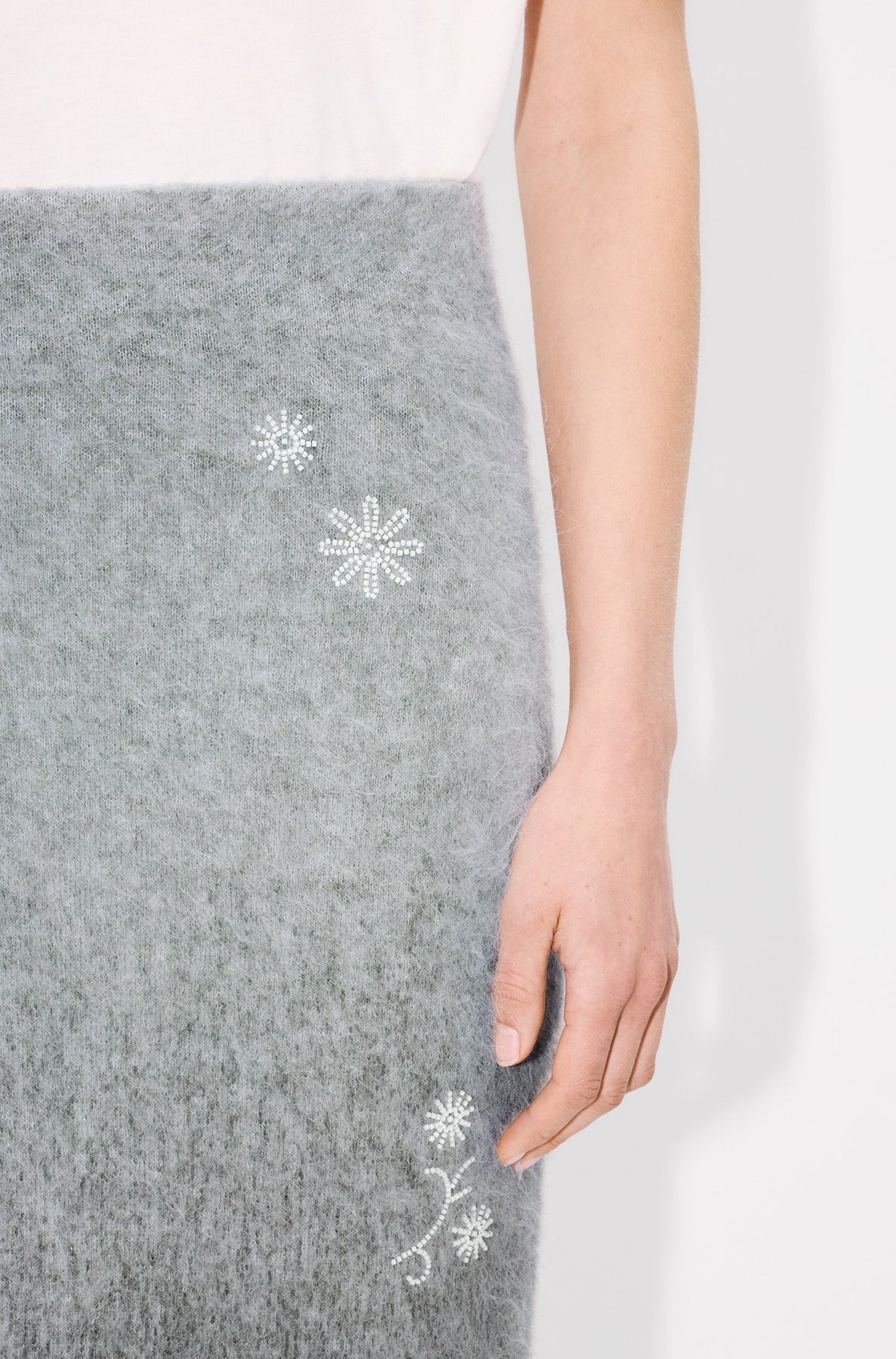 Kenzo Marguerite embroidered skirt in wool - Stone Grey