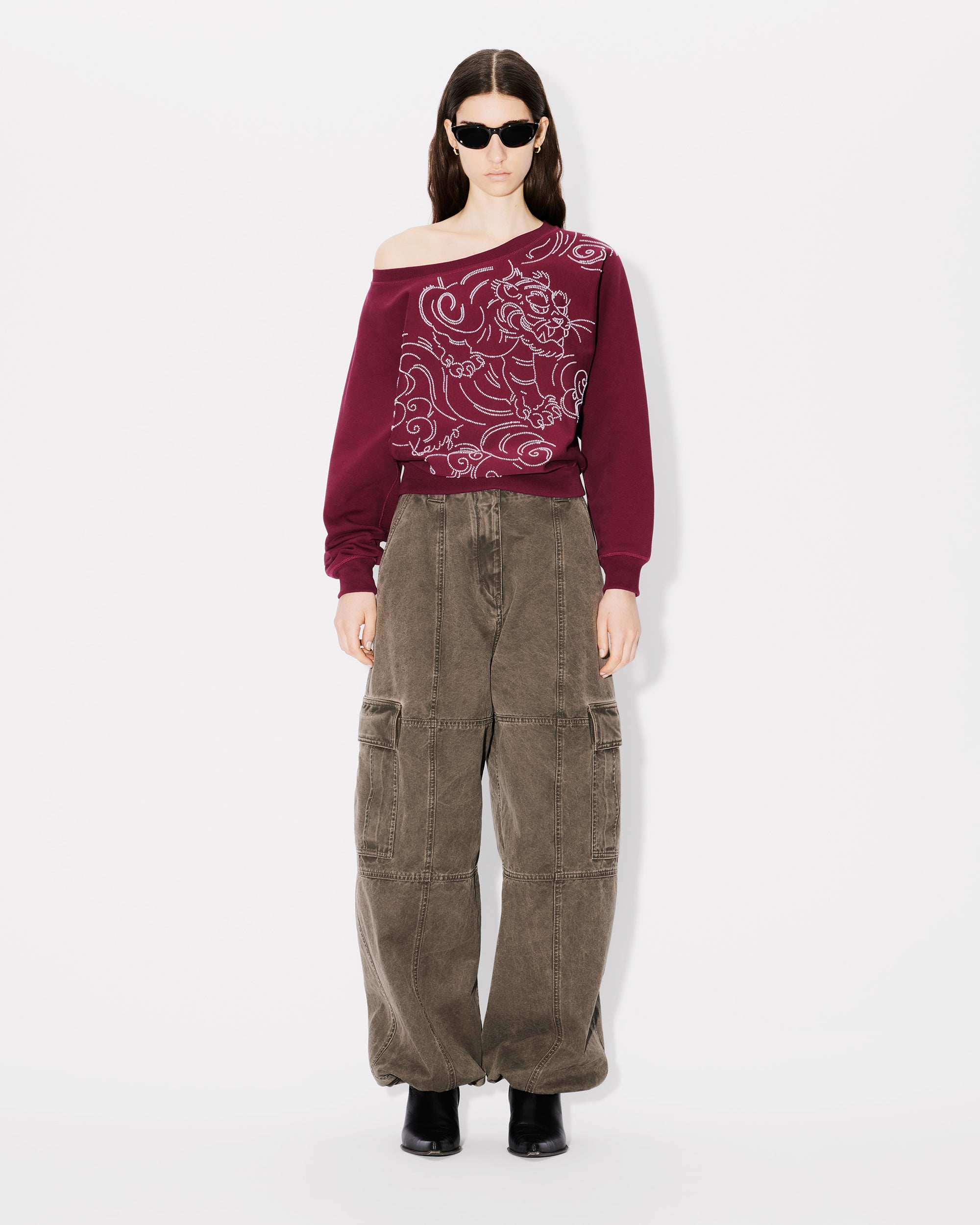 Star Tiger Emb Batwing Sweatsh