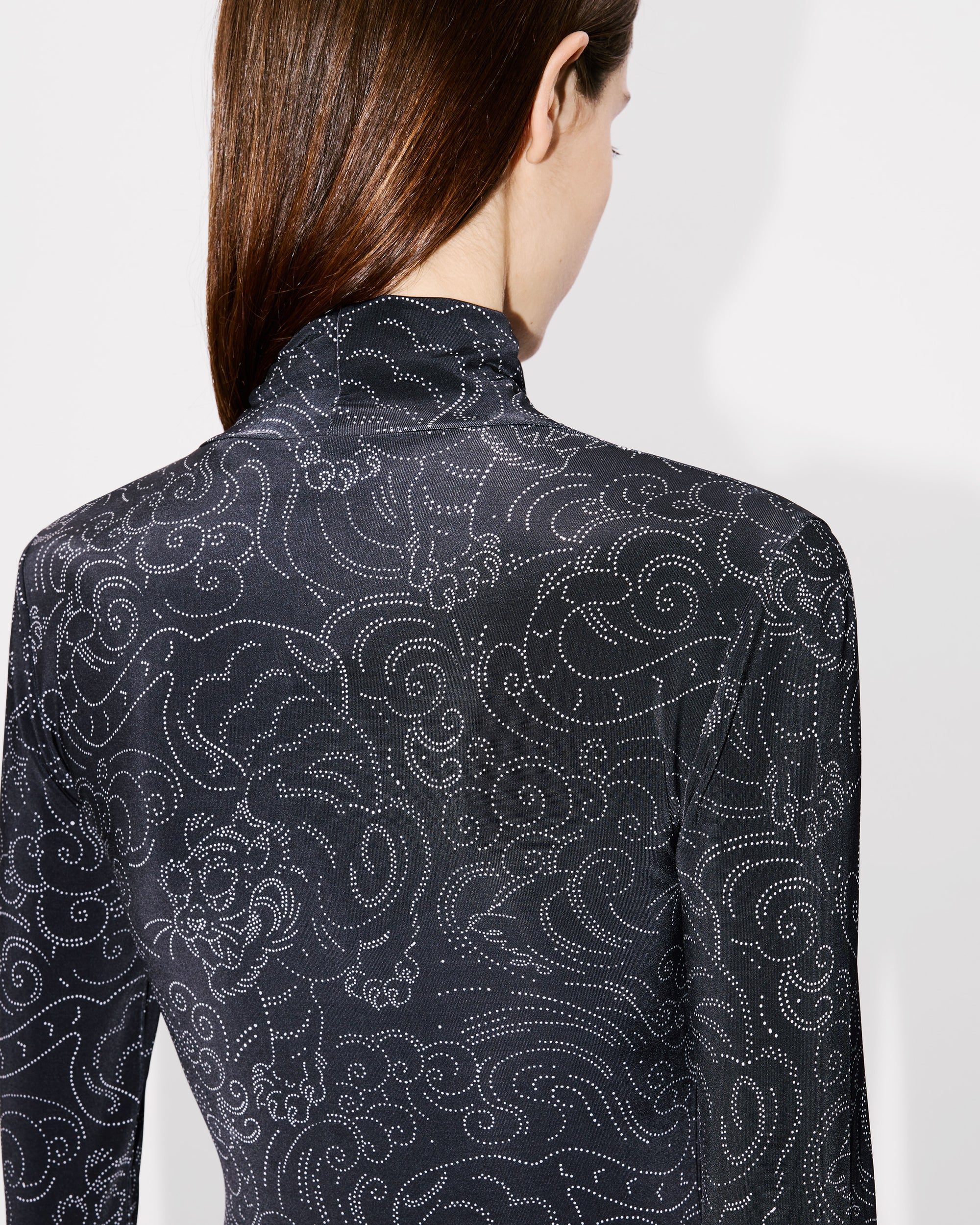 Star Tiger Allover Turtle Neck