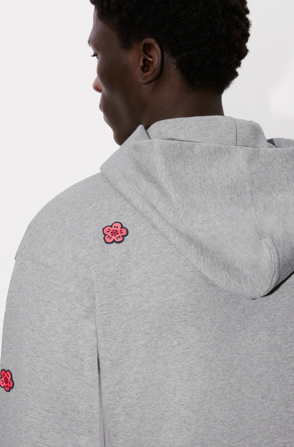 Sweatshirt à capuche brodé Boke Flower - Pearl Grey