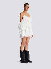Robe fluide à volants en dentelle - Blanc & Blanc
