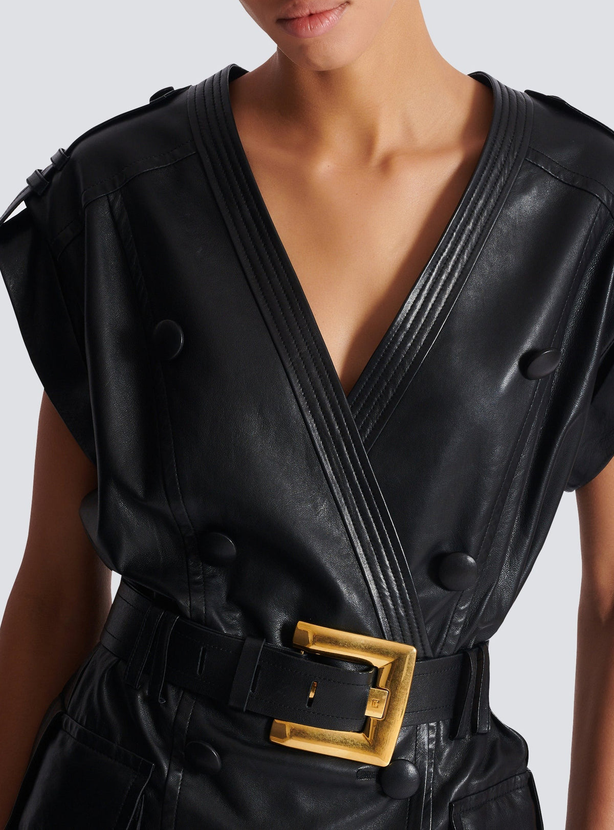 Robe courte ceinturée en cuir - Noir