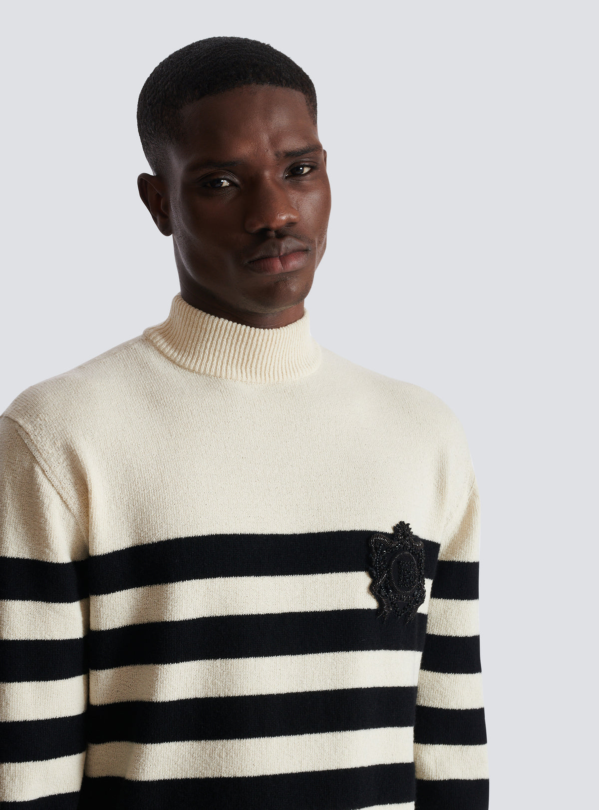 Pull Mariniere à col montant avec écusson - Blanc