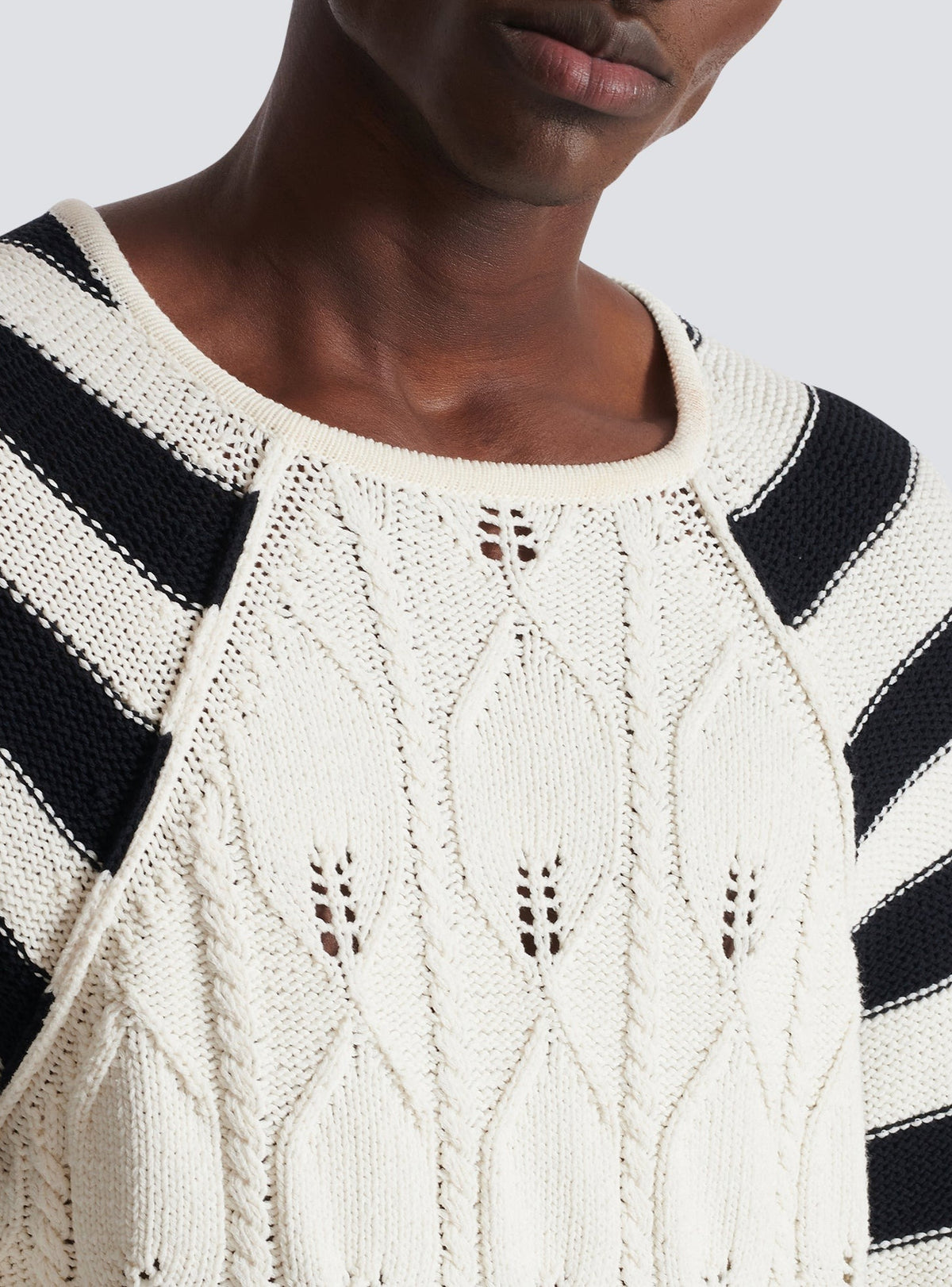 Pull en maille torsadée - Naturel & Noir