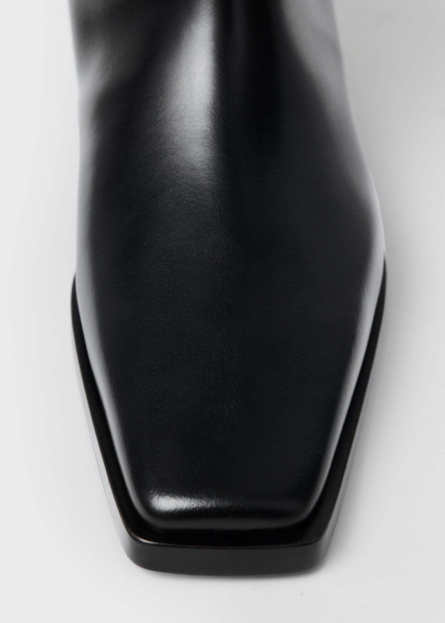 LEATHER RIDING BOOTS