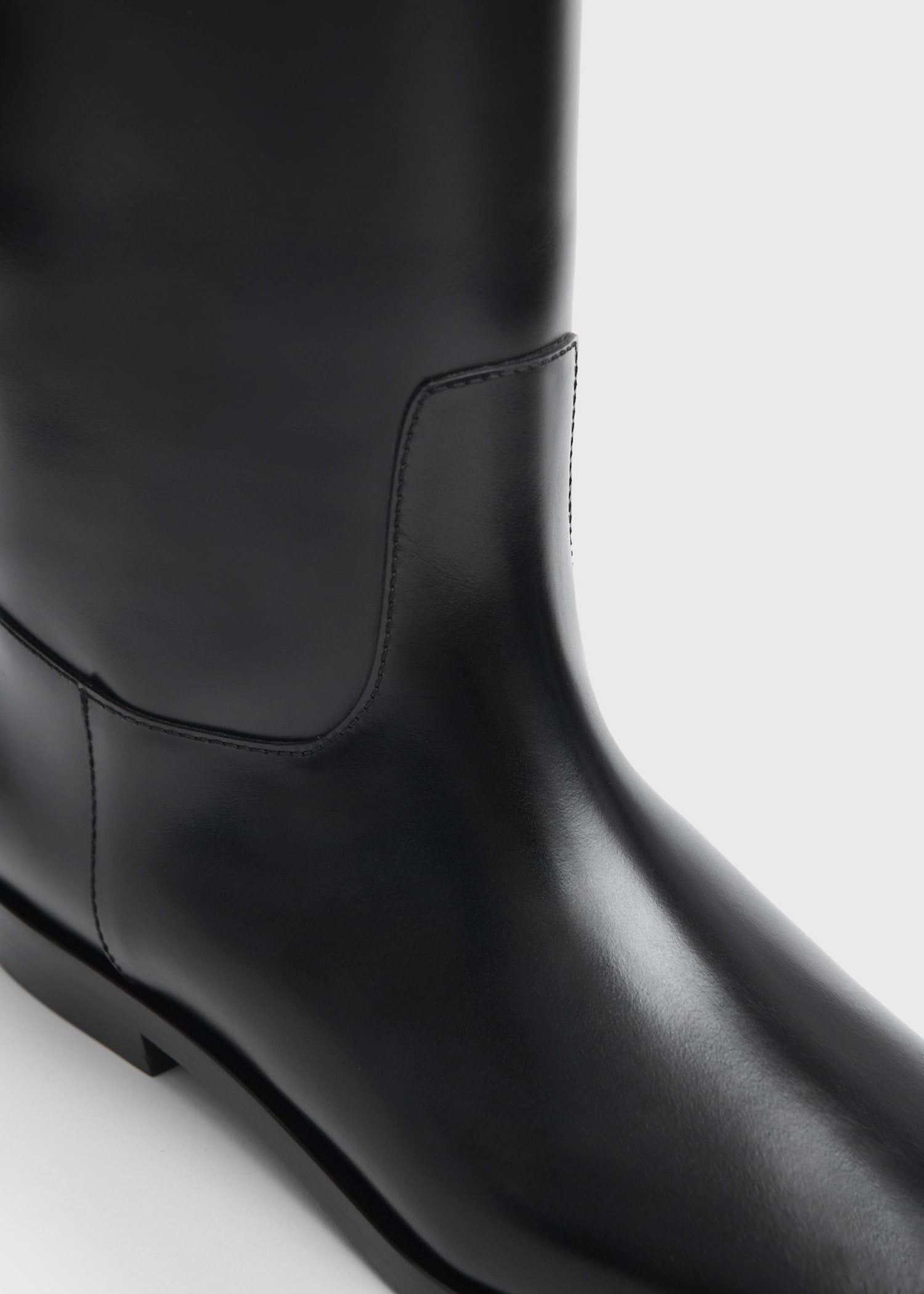 LEATHER RIDING BOOTS