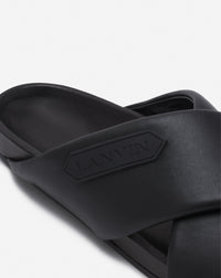 Sandales croisées en cuir - Noir