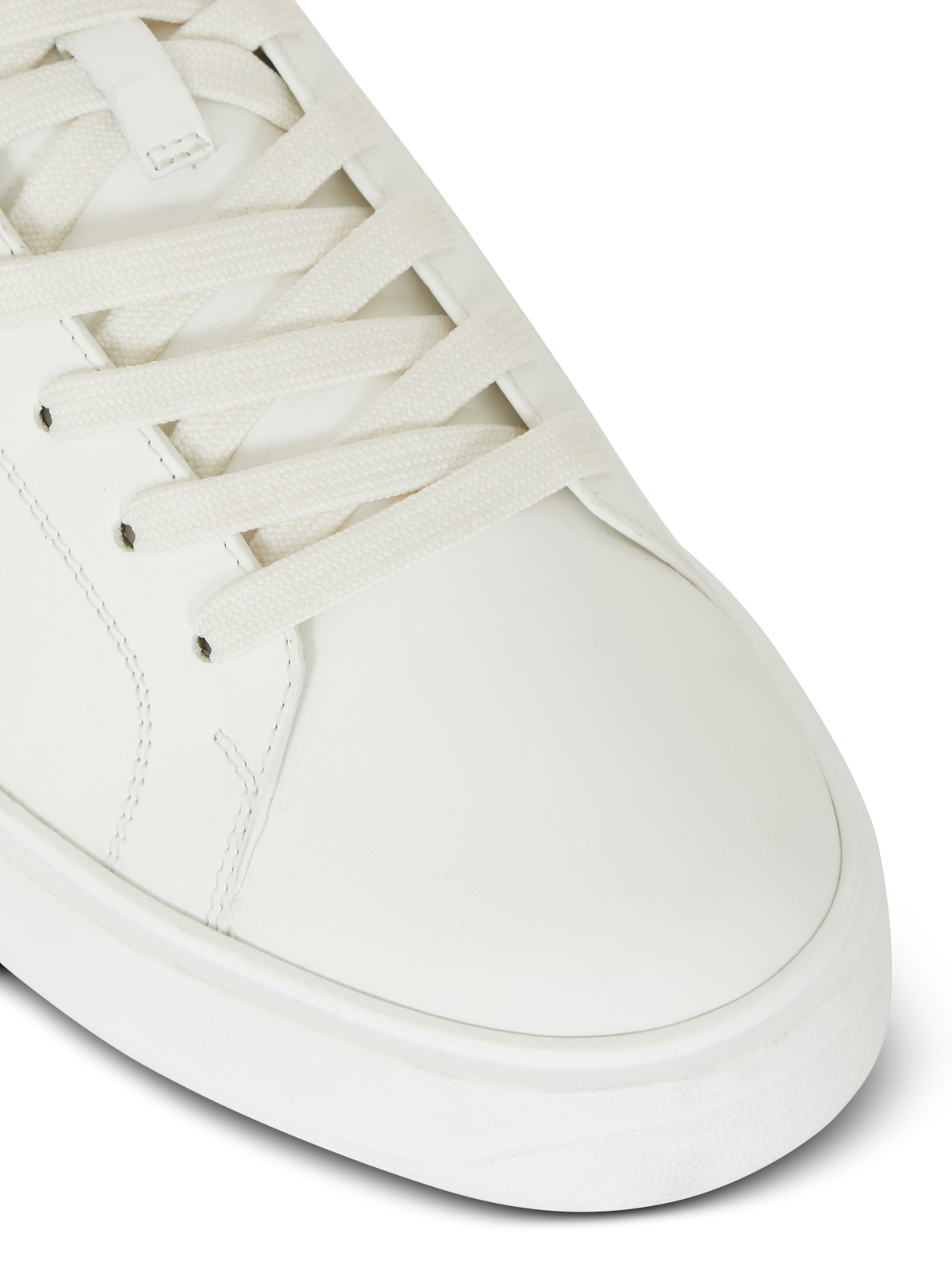 Baskets b-court en cuir de veau - Blanc
