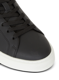 Baskets b-court en cuir de veau - Noir & Blanc
