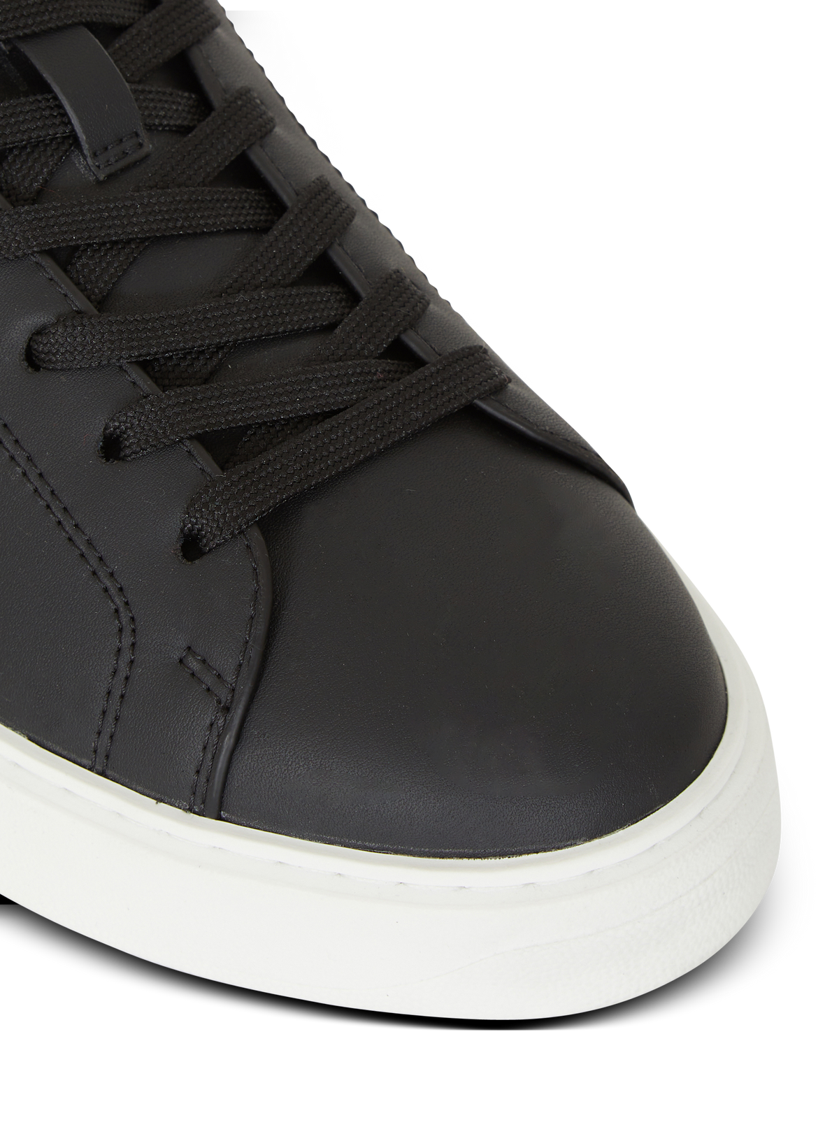 Baskets b-court en cuir de veau - Noir & Blanc