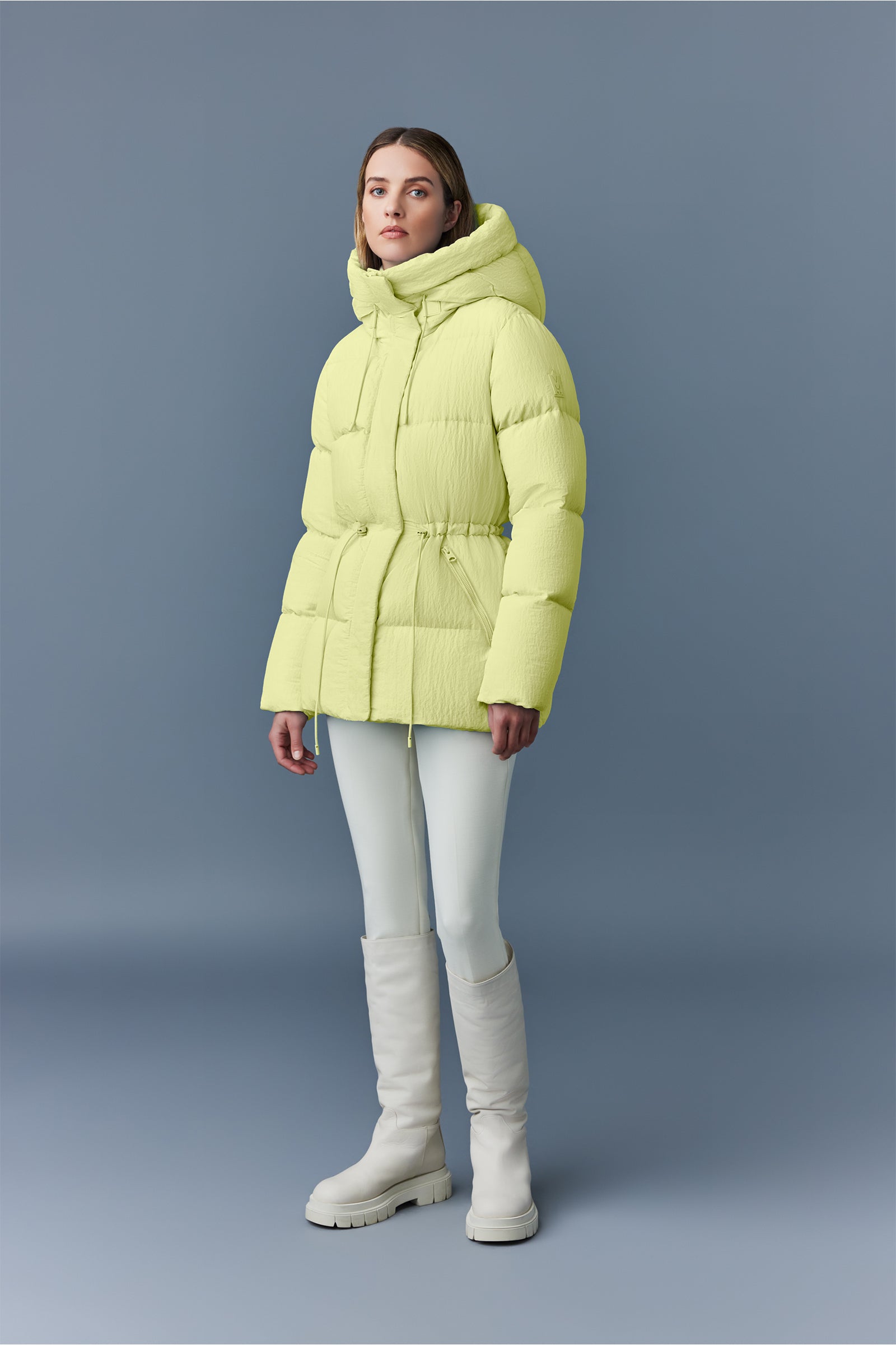 Doudoune courte Freya à capuche en duvet - Pale Lime