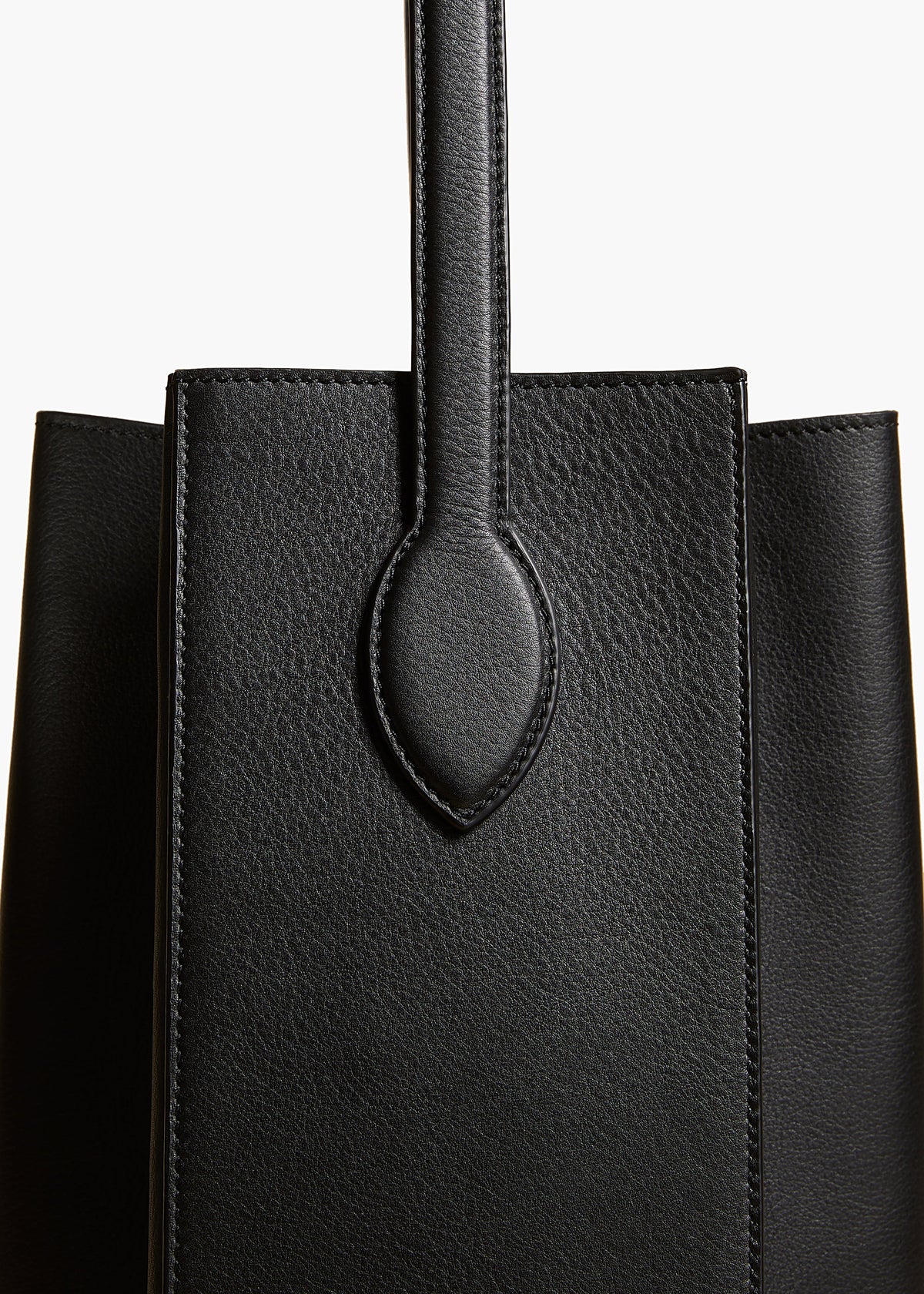 Black Frida Hobo In Black Pebbled Leather - Black
