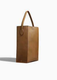 Toffee The Frida Hobo In Toffee Pebbled Leather - Toffee