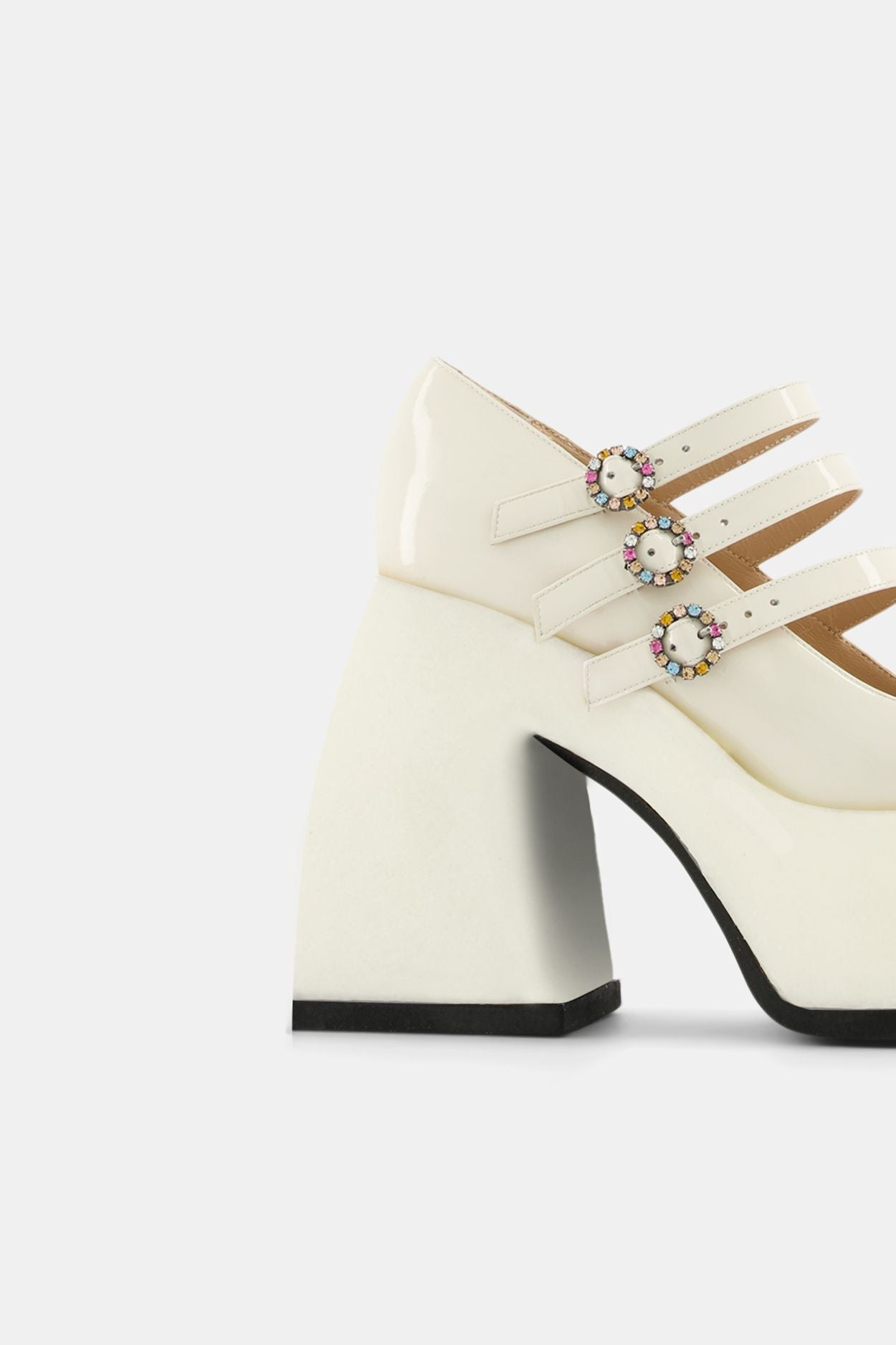 2 QTY DJV-250€-0/4 RELIQUAT Bulla Marietta 120 Ecru Patent