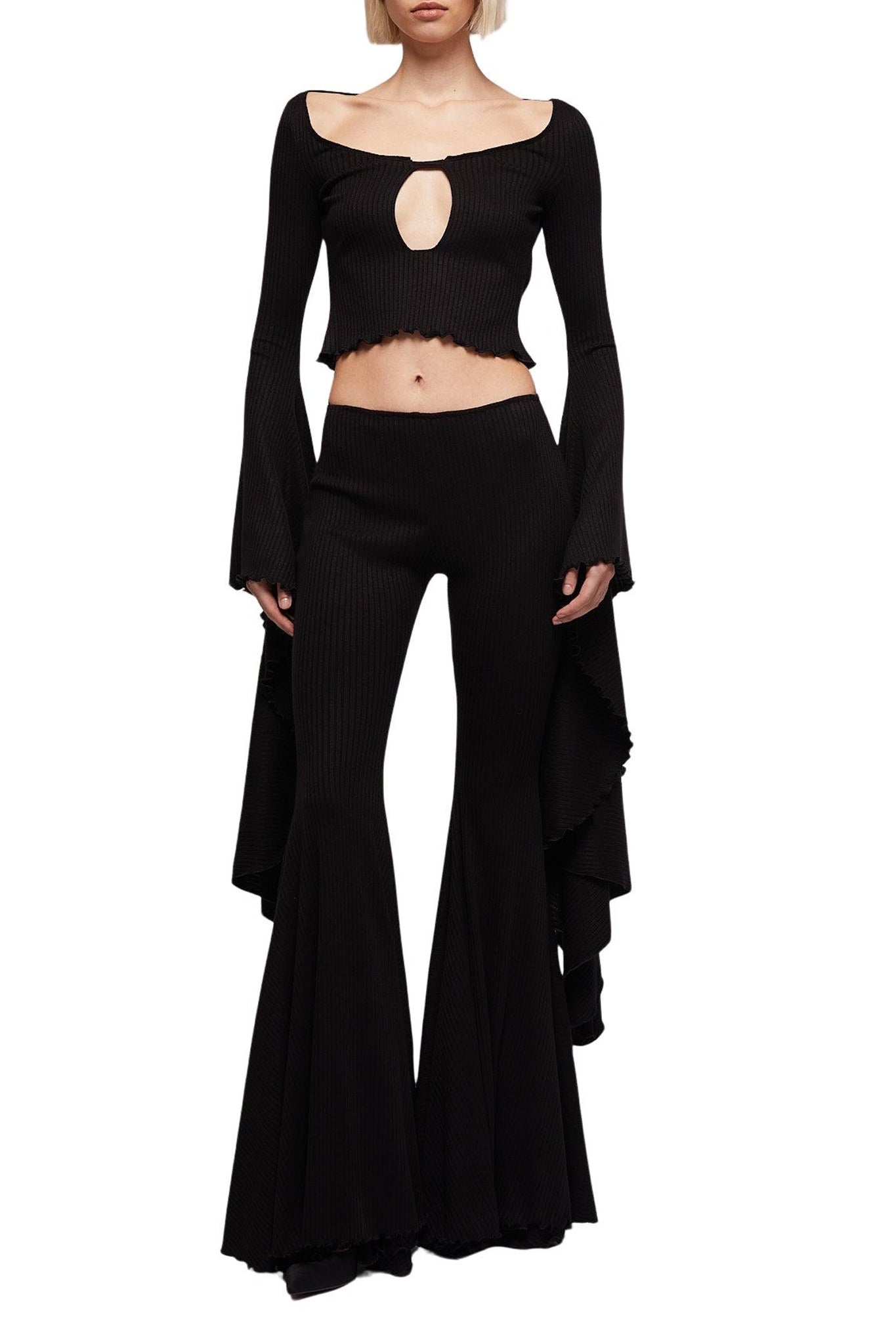 Black // Ribbed knitwear maxi sleeves top