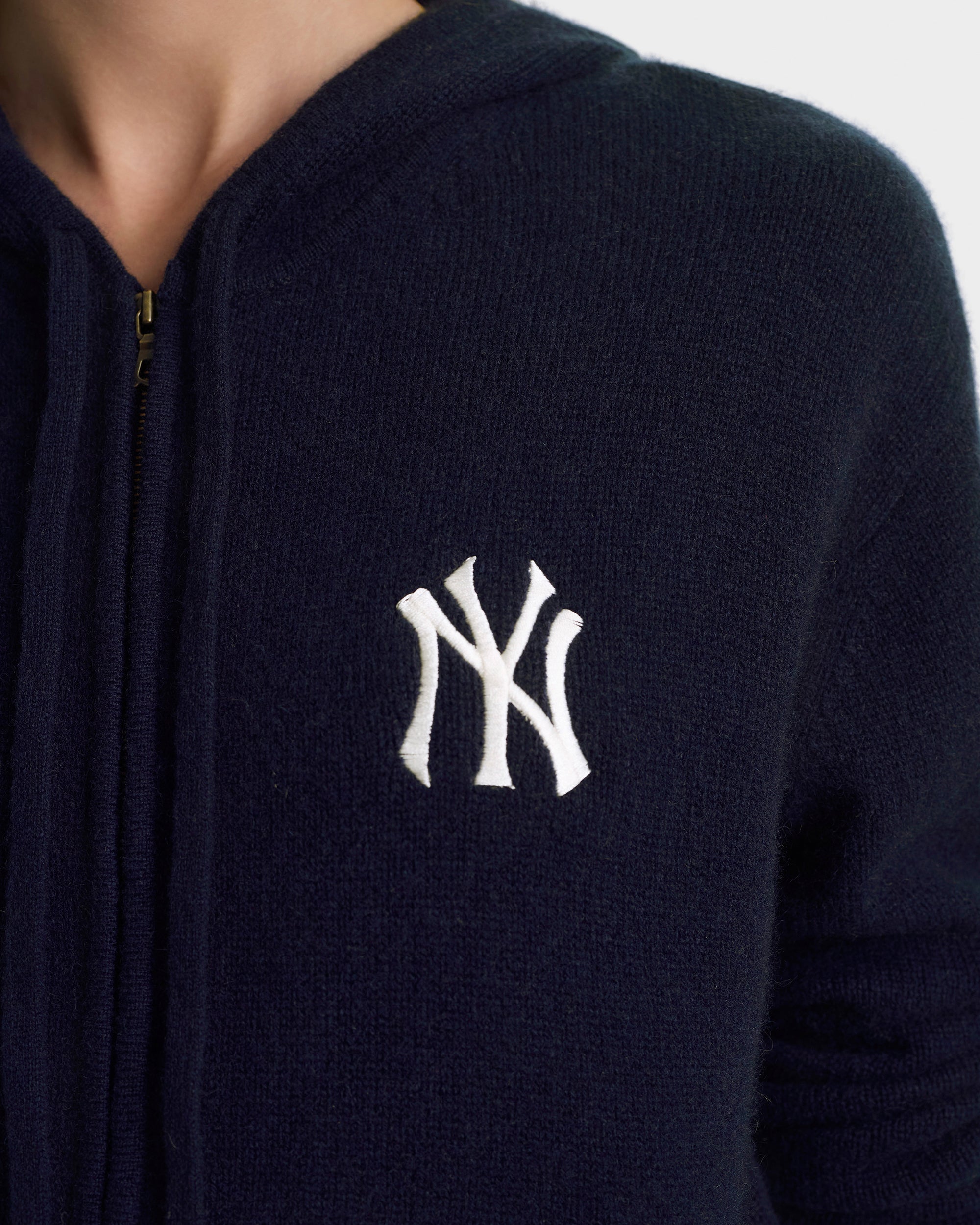 Sweat à capuche zippé en cachemire « Heritage Yankees Serif » - Bleu marine/Blanc