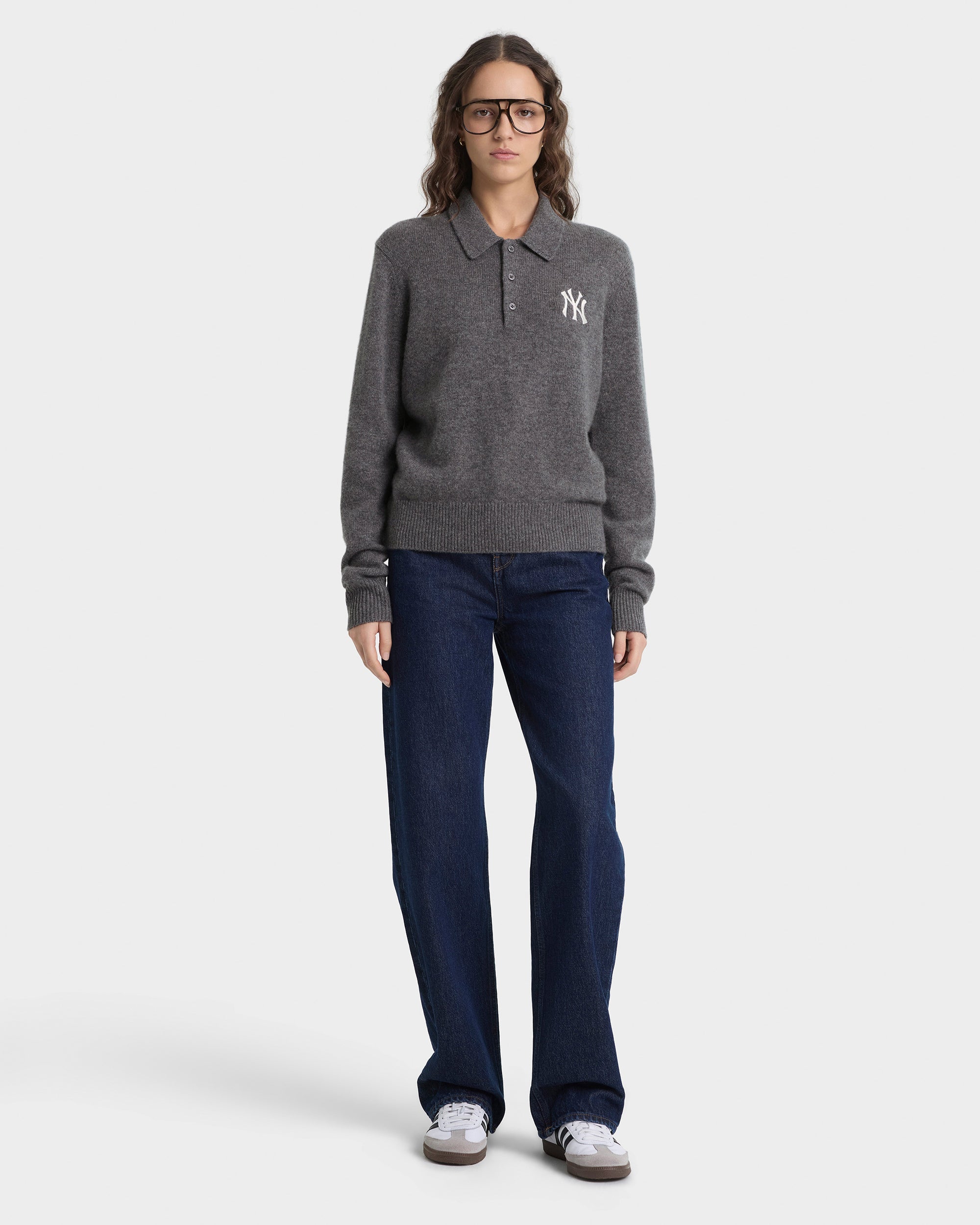 Polo en cachemire Heritage Yankees Serif - Gris foncé/Blanc
