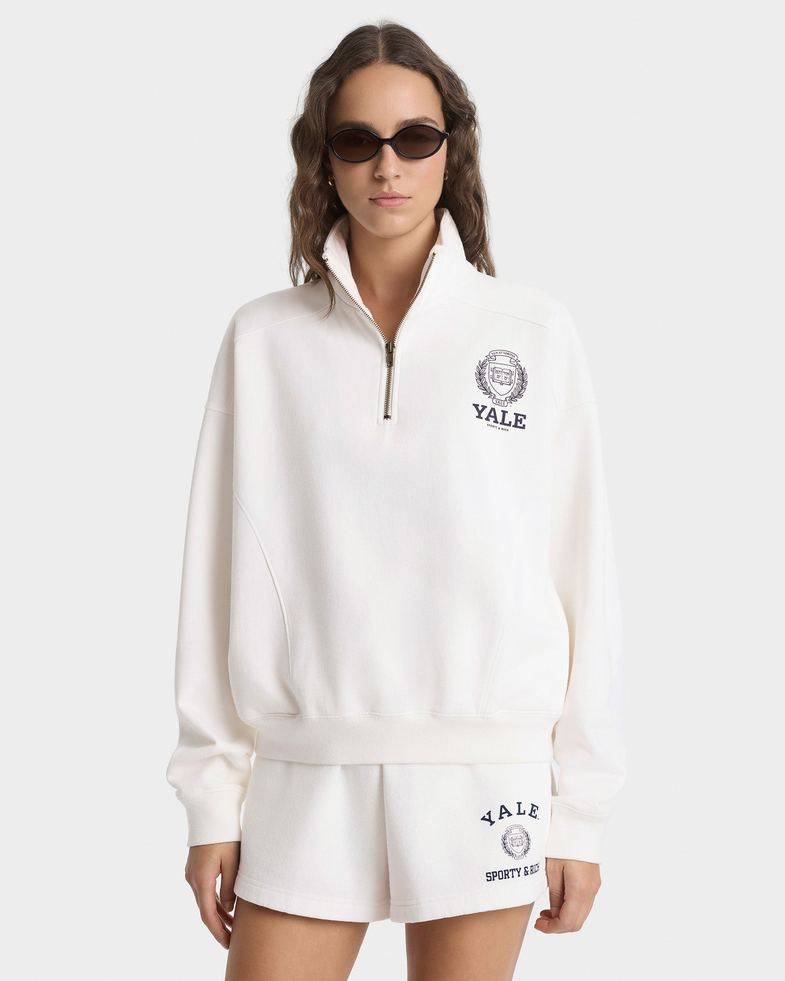 Pull à fermeture éclair quart de longueur Yale Crest - Blanc/Bleu marine