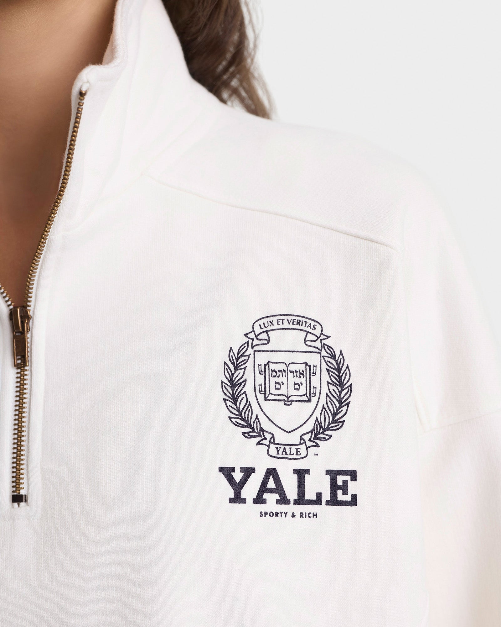Pull à fermeture éclair quart de longueur Yale Crest - Blanc/Bleu marine