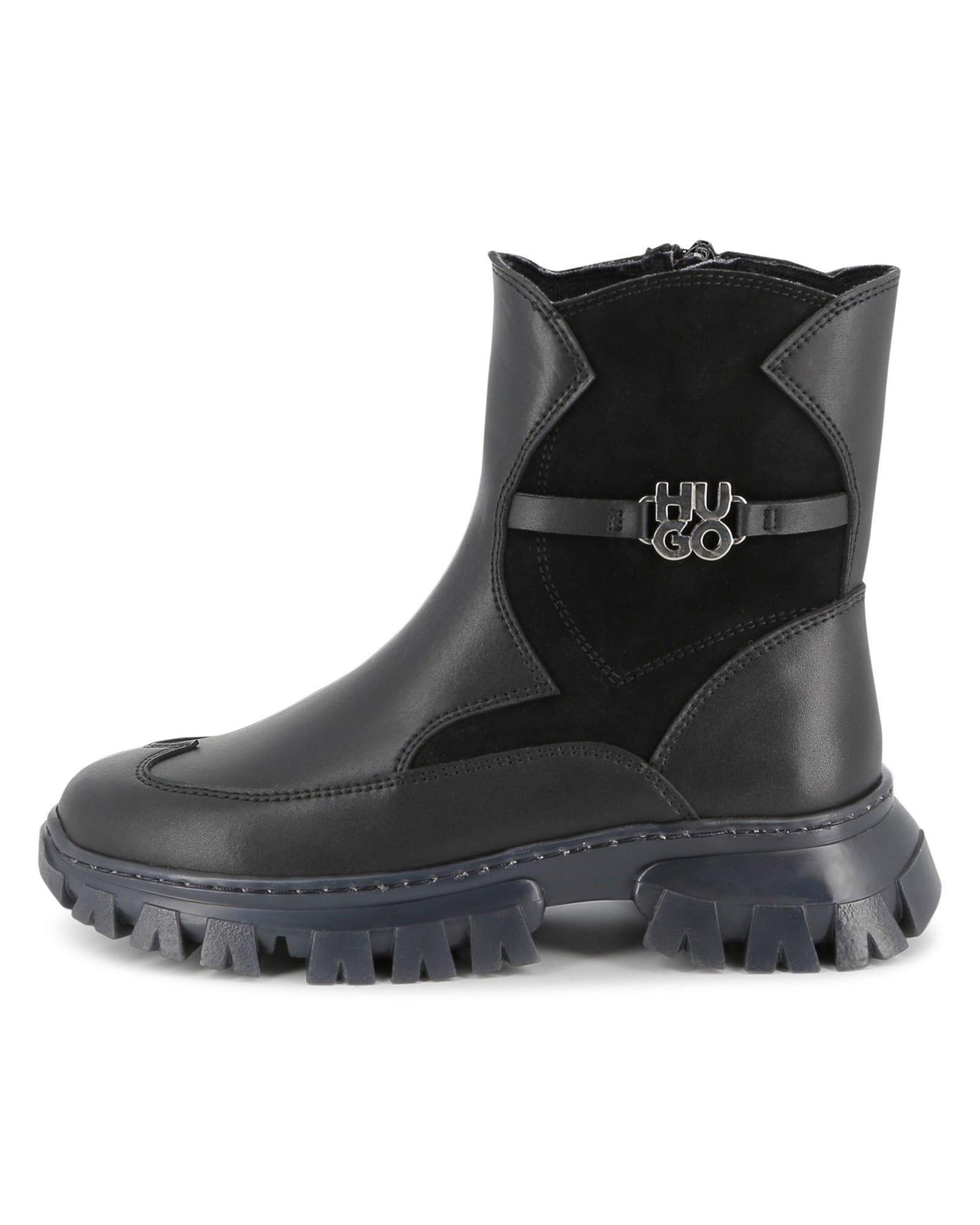 BOTTINES