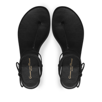 GWYNETH FLAT
