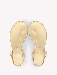 GWYNETH FLAT