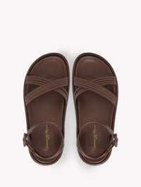 LIANNE FLAT