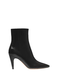 AMELIA BOOTIE