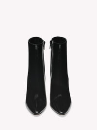 AMELIA BOOTIE